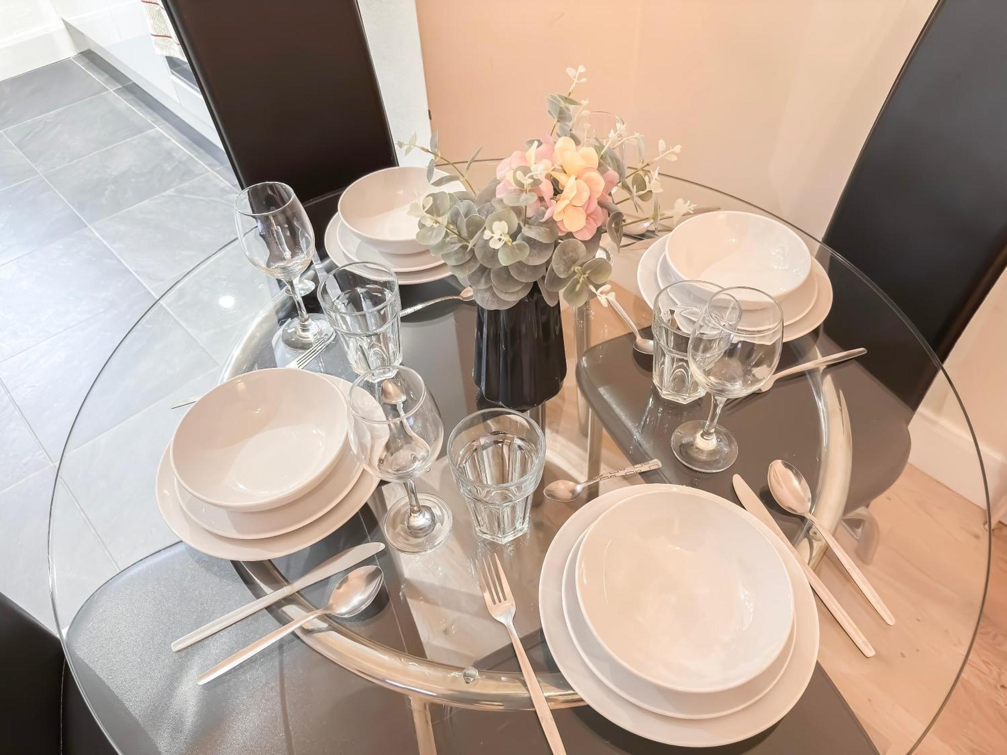1-Bedroom Flat With Small Garden & Paid Parking In Finsbury Park, Highbury London Kültér fotó