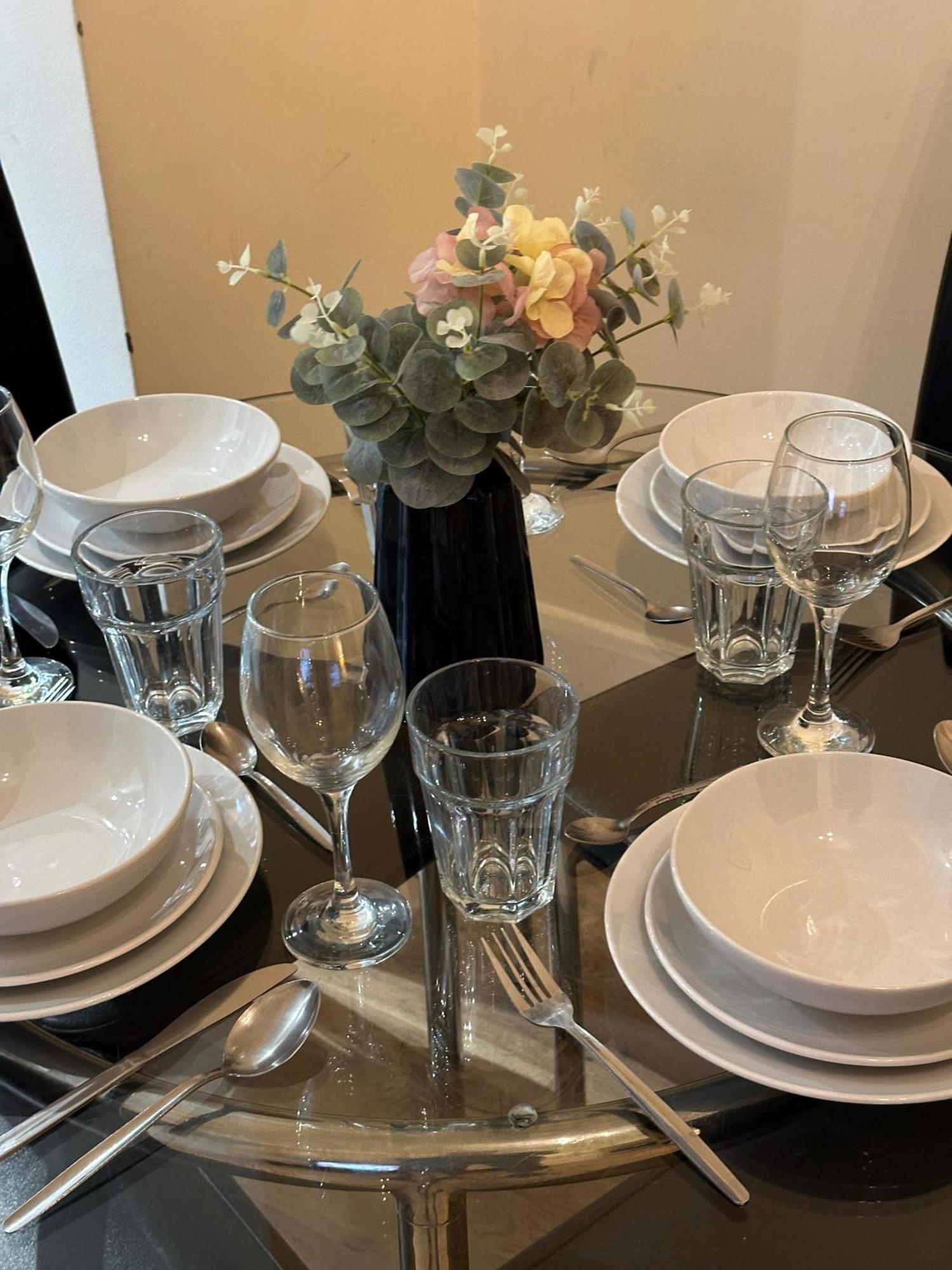 1-Bedroom Flat With Small Garden & Paid Parking In Finsbury Park, Highbury London Kültér fotó
