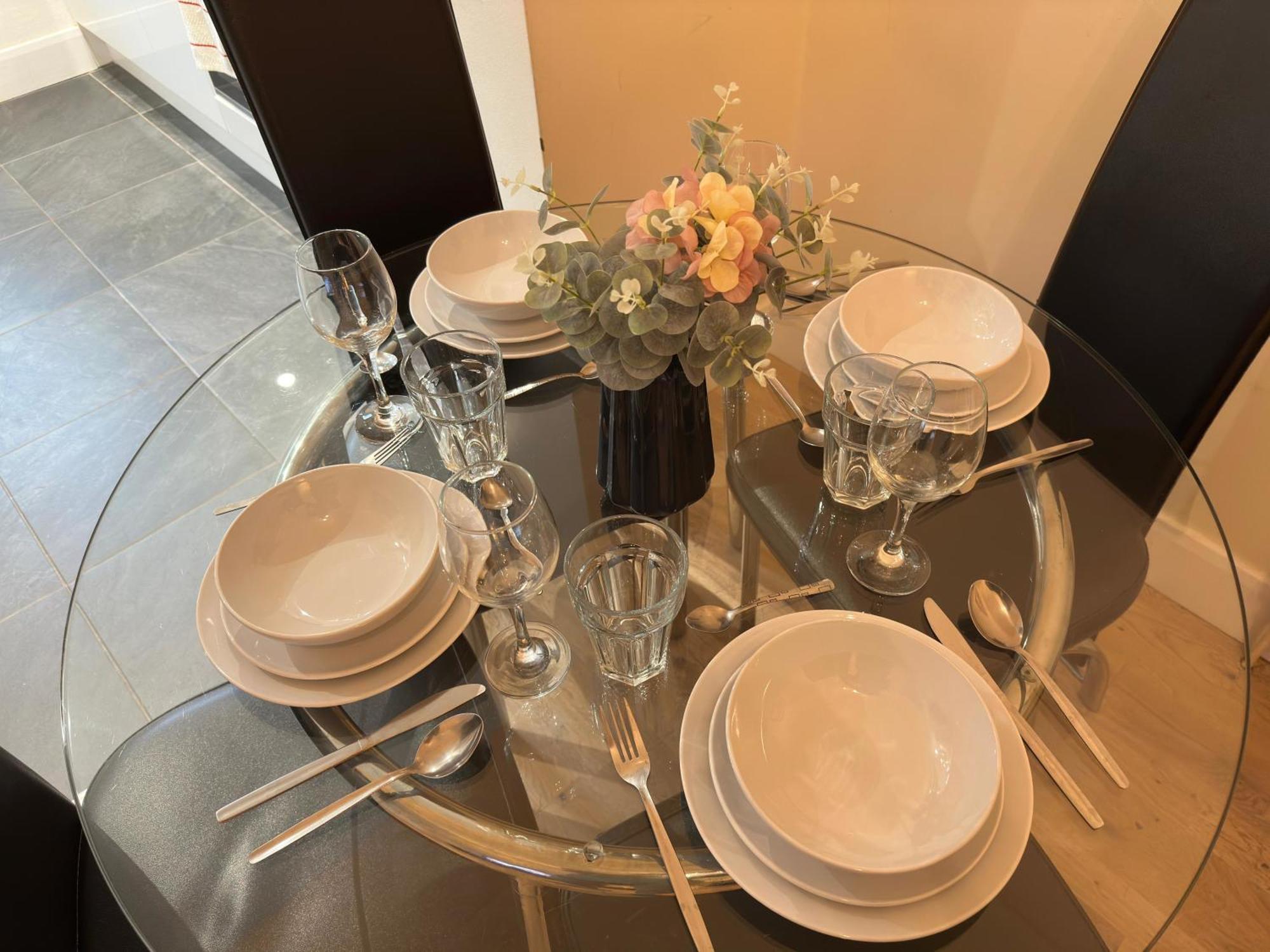 1-Bedroom Flat With Small Garden & Paid Parking In Finsbury Park, Highbury London Kültér fotó